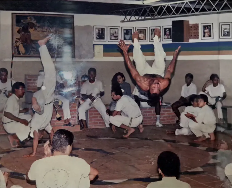 Mestre Jaguara fazendo mortal