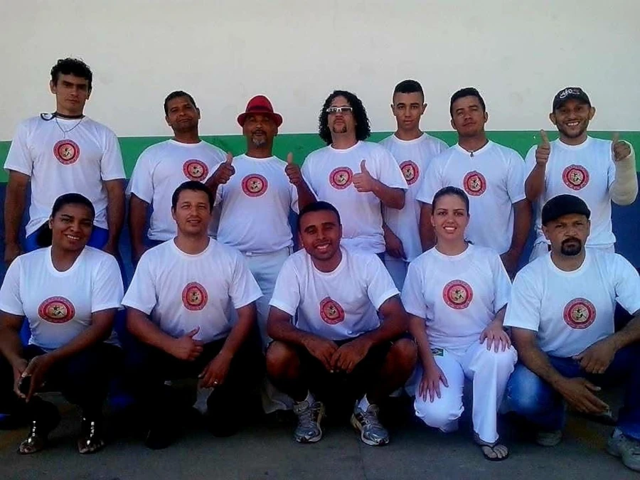 Mestre Jaguara e a primeira turma do Grupo Kwanza